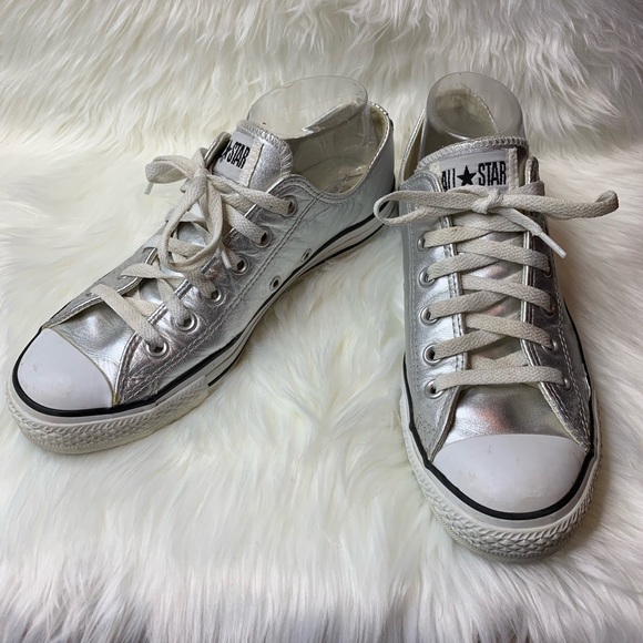 silver converse size 8